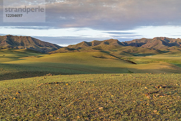 Hügel und Berge  Bezirk Bayandalai  Provinz Südgobi  Mongolei  Zentralasien  Asien