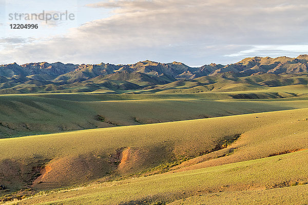 Hügel und Berge  Bezirk Bayandalai  Provinz Südgobi  Mongolei  Zentralasien  Asien
