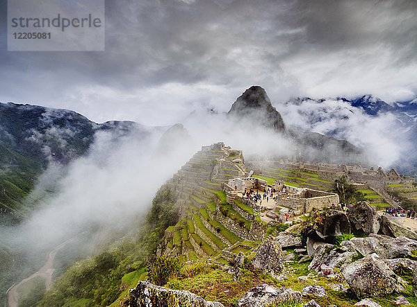 Ruinen von Machu Picchu  UNESCO-Weltkulturerbe  Region Cusco  Peru  Südamerika