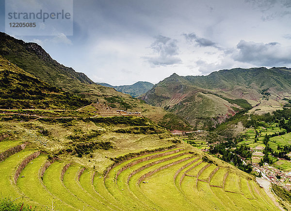 Inka-Terrassen  Pisac  Heiliges Tal  Region Cusco  Peru  Südamerika