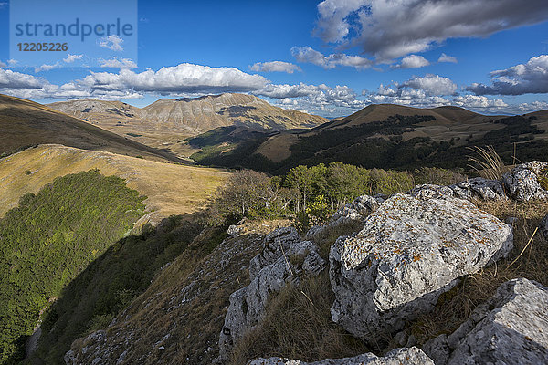 Monte Vettore im Herbst  Sibillini Park  Umbrien  Italien  Europa