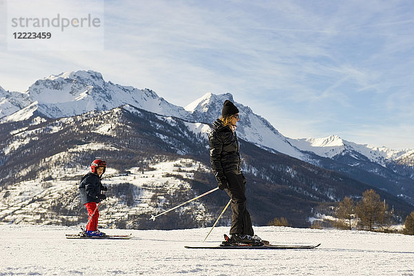 Skipisten  Sauze d'Oulx  Provinz Turin  Piemont  Italien