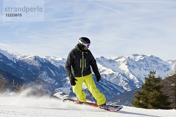 Skipisten  Sauze d'Oulx  Provinz Turin  Piemont  Italien