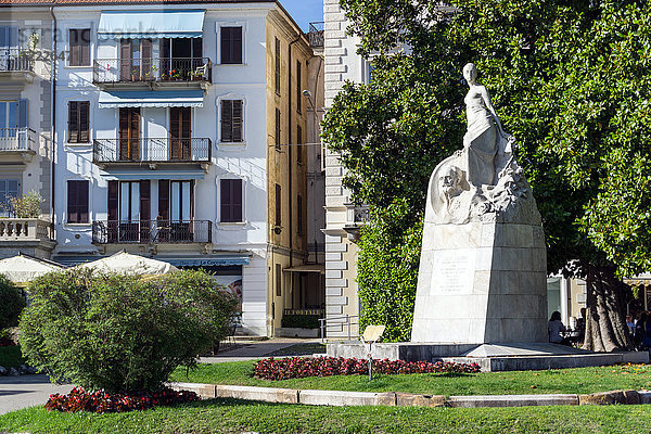 Italien  Piemont  Verbania  Pallanza  Carlo Cadorna Denkmäler