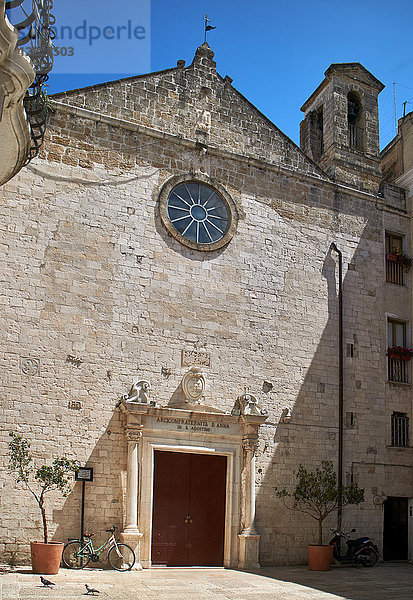 Europa  Italien  Apulien  Bari Stadt  die Altstadt  die Kirche der Heiligen Anna