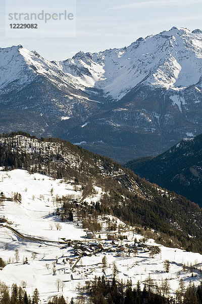 Blick von La Magdeleine  Aosta-Tal  Italien