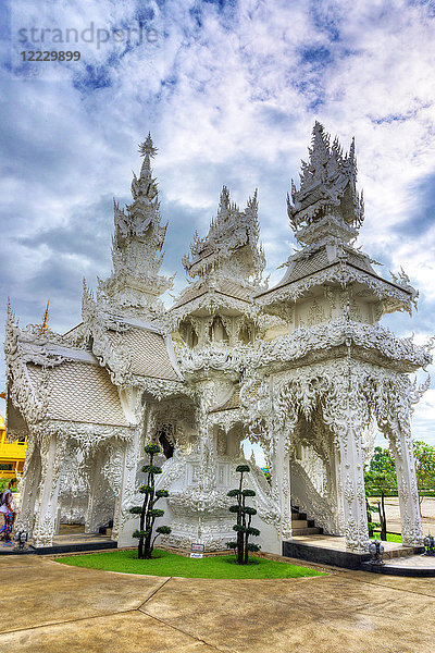 Asien  Thailand  Chiang Rai  Wat Rong Khun-Tempel