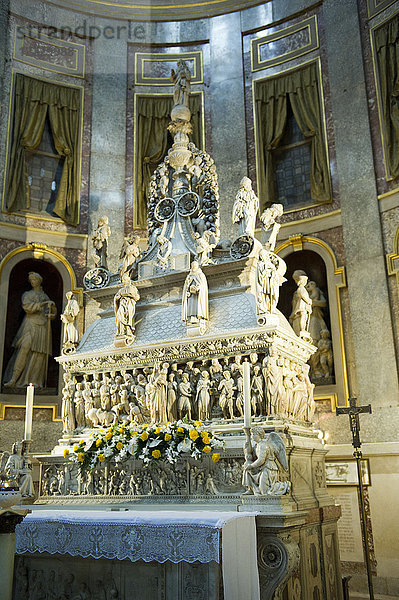 Italien  Emilia Romagna  Bologna. Basilika von S. Domenico.