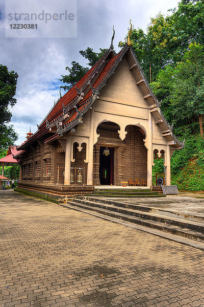 Asien  Thailand  Chang Saen  Sop Ruak  Wat Phra That Pukhao-Tempel