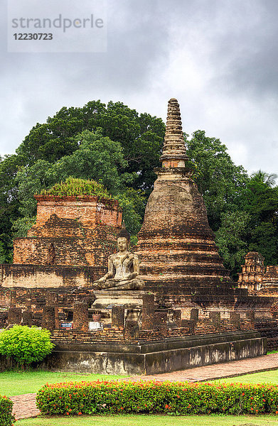 Asien  Thailand  Sukhothai Historical Park  Wat Mahathat Tempel
