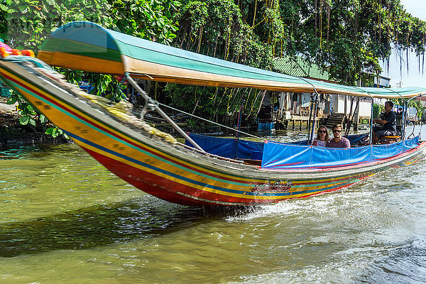 Asien  Thailand  Bangkok  typisches Boot auf dem Chao Phraya Fluss