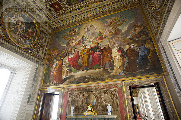 Europa  Italien  Latium  Rom  Rom  Palast des Quirinale  erbaut auf dem gleichnamigen Hügel  ehemalige Residenz der Päpste  ist die Residenz des Präsidenten der italienischen Republik. Botschafterzimmer