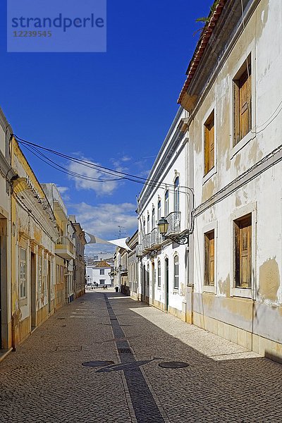 Largo de São Francisco  Faro  Algarve  Portugal  Europa