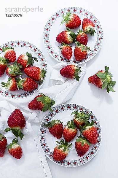Ein Arrangement aus Erdbeeren