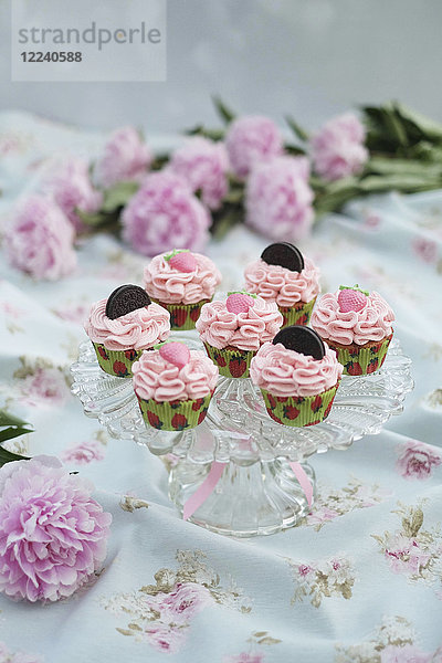 Erdbeer-Oreo-Cupcakes