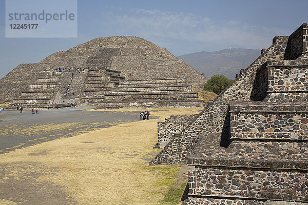 Mondpyramide  Archäologische Zone von Teotihuacan  UNESCO-Weltkulturerbe  Bundesstaat Mexiko  Mexiko  Nordamerika