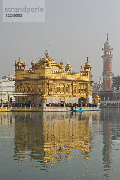 Der Goldene Tempel  Amritsar  Punjab  Indien  Asien