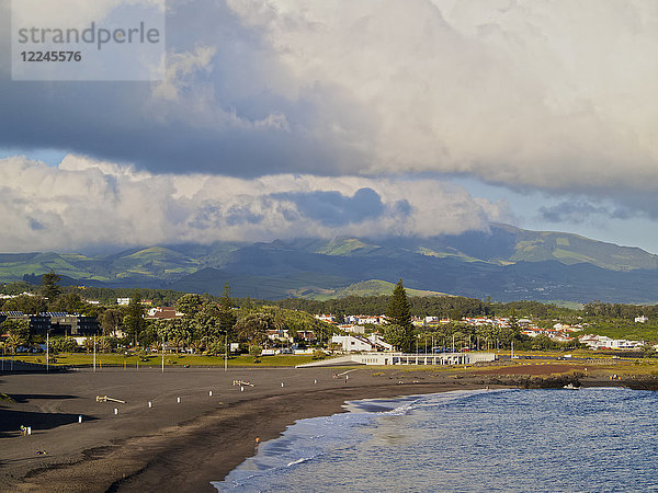 Strand Milicias  Sao Roque  Insel Sao Miguel  Azoren  Portugal  Atlantik  Europa