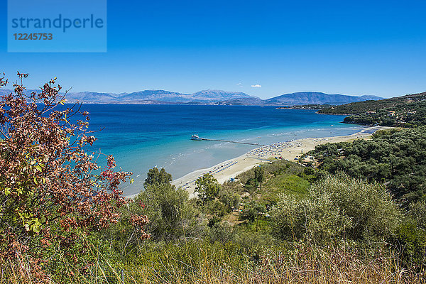Blick über den Strand von Apraos  nördliches Korfu  Ionische Inseln  Griechische Inseln  Griechenland  Europa