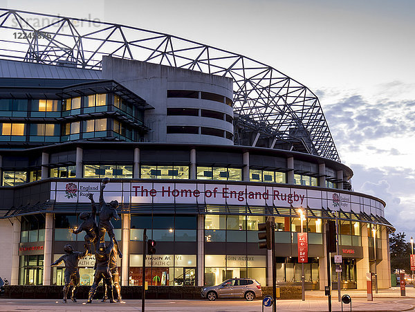 Twickenham Rugby-Stadion Dämmerung  Greater London  England  Vereinigtes Königreich  Europa