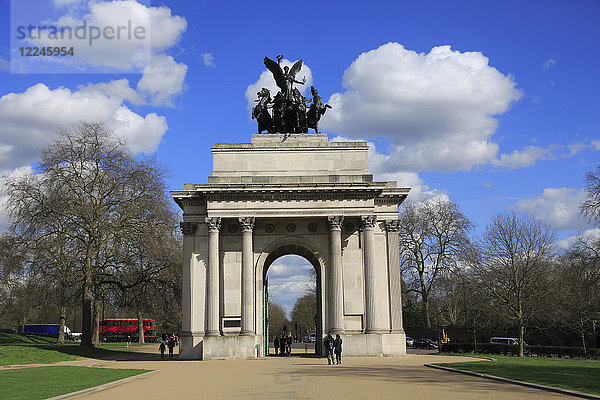 Wellington Arch (Verfassungsbogen)  Hyde Park Corner  London  England  Vereinigtes Königreich  Europa