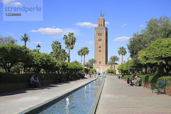 Minarett der Koutoubia-Moschee  12. Jahrhundert  Marrakesch (Marrakech)  Marokko  Nordafrika  Afrika