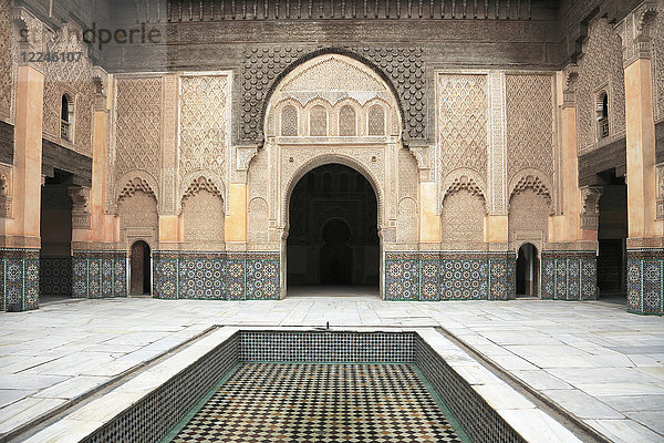 Medersa Ben Youssef  Madrasa  Hochschule aus dem 16. Jahrhundert  UNESCO-Weltkulturerbe  Marrakesch (Marrakech)  Marokko  Nordafrika  Afrika