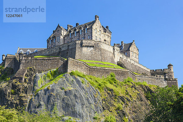 Edinburgh Castle  historische Festung  UNESCO-Weltkulturerbe  Castle Rock  Castlehill  Edinburgh Old Town  Midlothian  Schottland  Vereinigtes Königreich  Europa