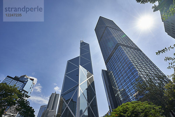 Türme der Bank of China und des Cheung Kong Centre in Central  dem Finanzbezirk von Hongkong Island  Hongkong  China  Asien