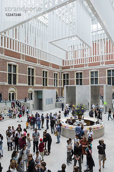 Die Haupteingangshalle des Rijksmuseums  Amsterdam  Niederlande  Europa