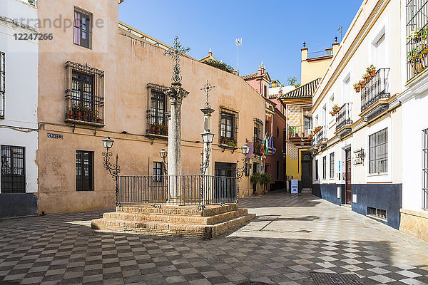 Plaza De Las Cruces  Stadtteil Santa Cruz  Sevilla  Andalusien (Andalusien)  Spanien  Europa