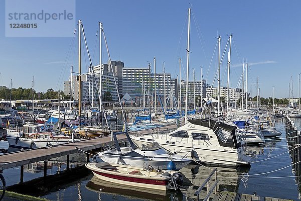 Yachthafen  Ostseebad Damp  Schleswig-Holstein  Deutschland  Europa