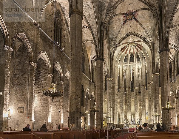 Kirchenschiff  Santa Maria del Pi  Barcelona  Katalonien  Spanien  Europa