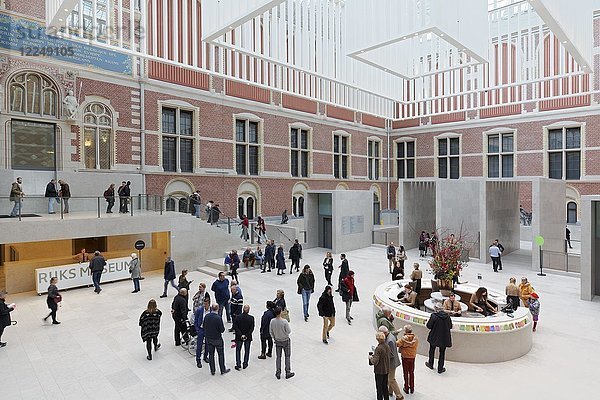 Atrium mit Glaskuppel  Rijksmuseum  Amsterdam  Holland  Niederlande