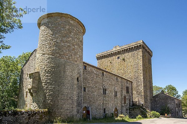 Der Turm von Viala du Pas de Jaux  Departement Aveyron  Okzitanien  Frankreich  Europa