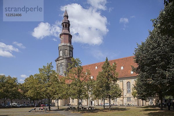 Neustädter Hof- und St. Johannis Stadtkirche  Hannover  Niedersachsen  Deutschland  Europa