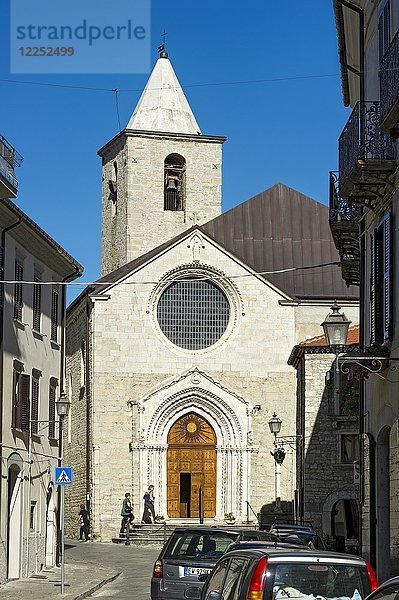 Kirche von Sant'Emidio  Chiesa di Sant' Emidio  Altstadt  Agnone  Molise  Italien  Europa