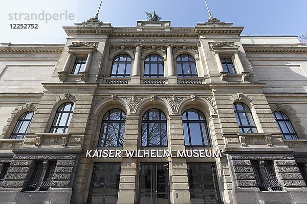 Kaiser Wilhelm Museum  Kunstmuseum  Krefeld  Nordrhein-Westfalen  Deutschland  Europa