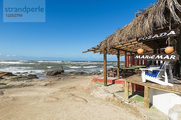 Pension und Strandbar  Restaurant Posada Mariemar  Dorf Cabo Polonio  Atlantikstrand  Nationalpark Cabo Polonio  Provinz Rocha  Uruguay  Südamerika