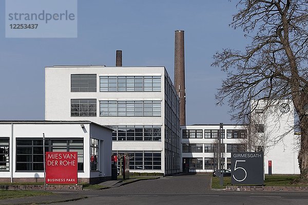 HE-Gebäude von 1931  Architekt Ludwig Mies van der Rohe  ehemalige VerSeid AG  heute Mies van der Rohe Business Park  Krefeld  Nordrhein-Westfalen  Deutschland  Europa