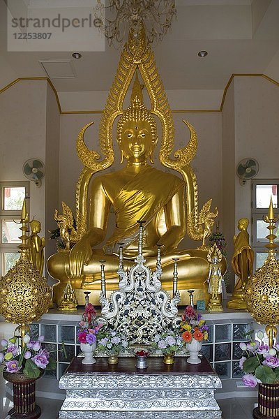 Nachbildung des Buddha Phra Phuttha Chinnarat  Wat Thung Setthi  Khon Kaen  Isan  Thailand  Asien