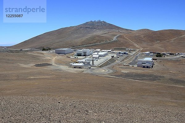 Paranal-Observatorium auf dem Berg Cerro Paranal  bei Antofagasta  Región de Antofagasta  Chile  Südamerika