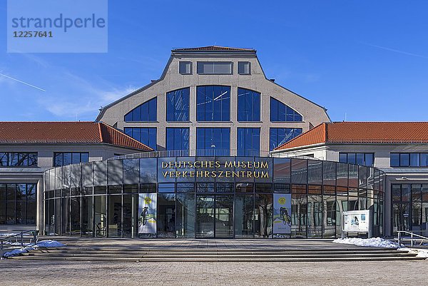 Haupteingang des Deutschen Museums Verkehrszentrum  München  Deutschland  Europa