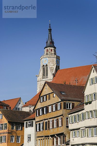Ansicht der Altstadt  Häuser  Stiftskirche  Tübingen  Baden Württemberg  Deutschland  Europa