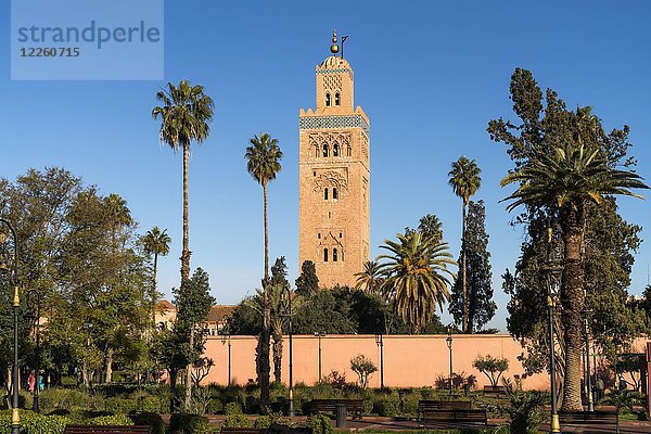 Minarett der Koutoubia-Moschee  Marokko  Afrika