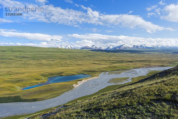 Fluss im Sary Jaz-Tal  Region Issyk Kul  Kirgisistan  Asien