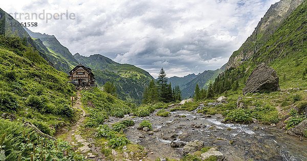 Gollinghütte bei Steinriesenbach  bewölkter Himmel  Schladminger Höhenweg  Schladminger Tauern  Schladming  Steiermark  Österreich  Europa