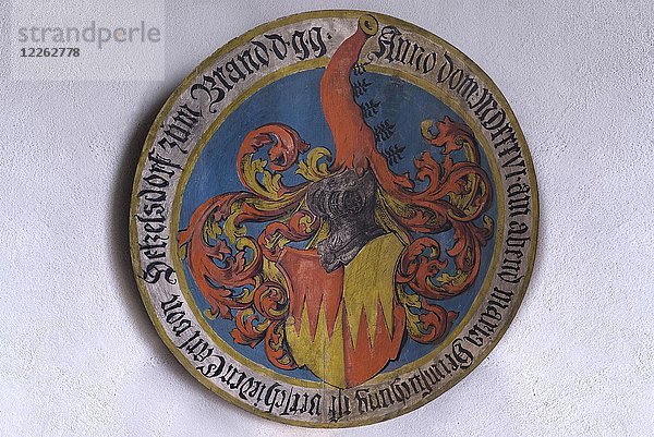 Wappen der fränkischen Adelsfamilie Hetzelsdorf aus dem 14. und 15. Jahrhundert  St. Egidien  Beerbach  Mittelfranken  Bayern  Deutschland  Europa