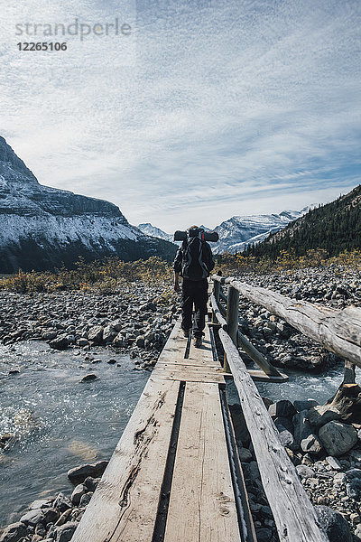 Kanada  British Columbia  Mount Robson Provincial Park  Wandern auf dem Berg Lake Trail