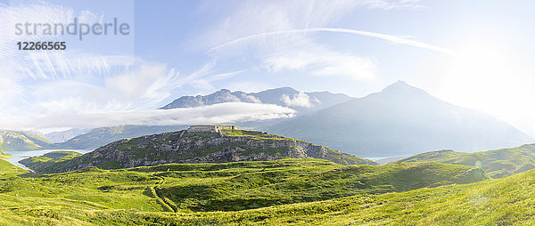 Frankreich  Rhône-Alpes  Savoyen  Haute-Savoie  Fort de Variselle und Col du Mont Cenis